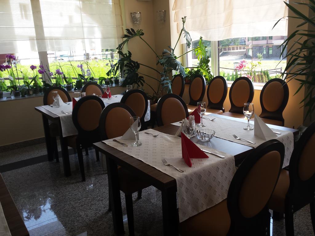Hotel Crisalpin Poiana Brasov Εξωτερικό φωτογραφία