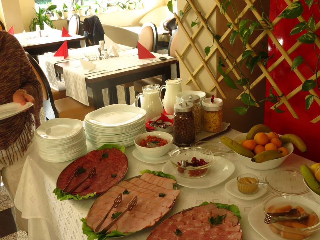 Hotel Crisalpin Poiana Brasov Εξωτερικό φωτογραφία