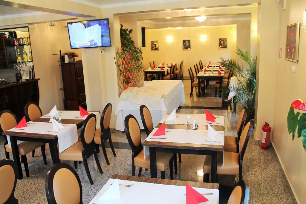 Hotel Crisalpin Poiana Brasov Εξωτερικό φωτογραφία